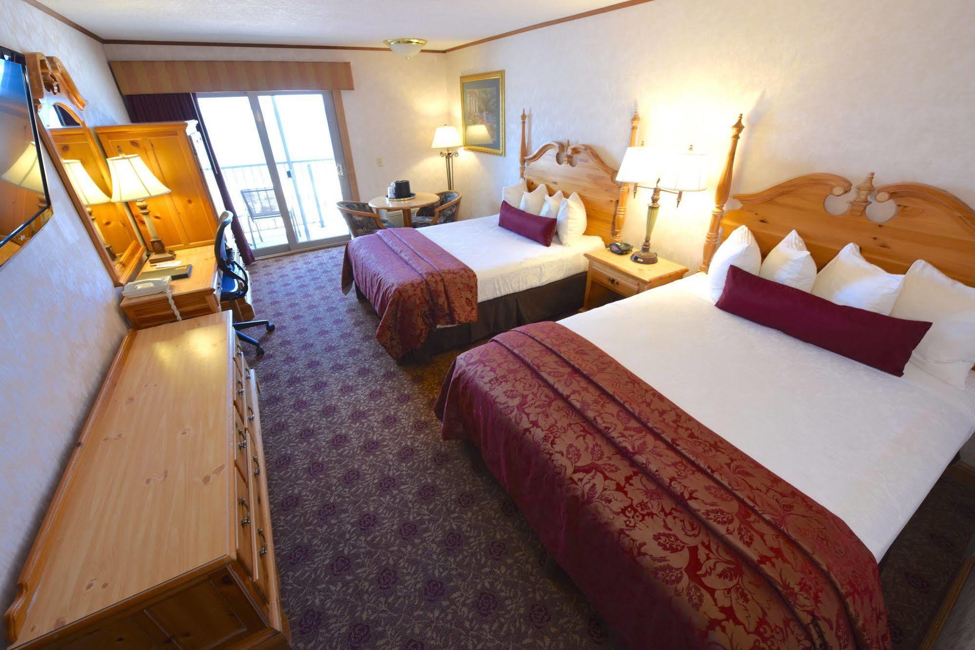 Best Western Plus Dockside Waterfront Inn Mackinaw City Ngoại thất bức ảnh